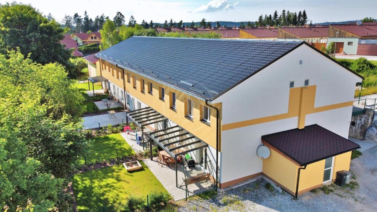 Private Luxury Apartments Frymburk Exterior foto