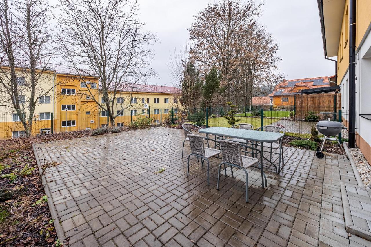Private Luxury Apartments Frymburk Exterior foto